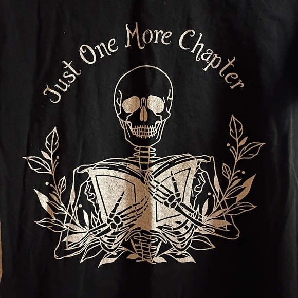 2/$10 Black Graphic Tee "Just One More Chapter" - Picture 2 of 7